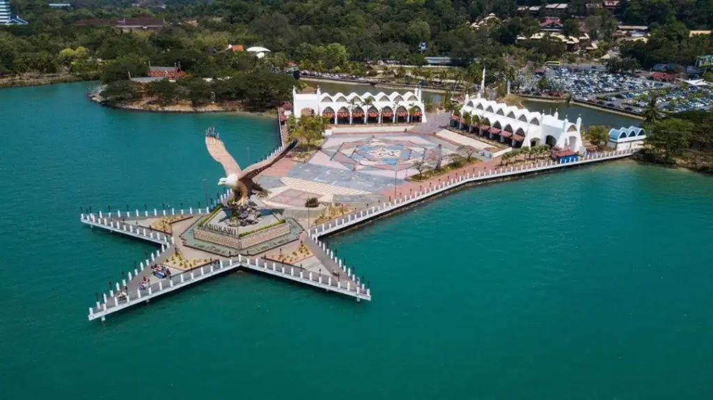 langkawi dataran lang