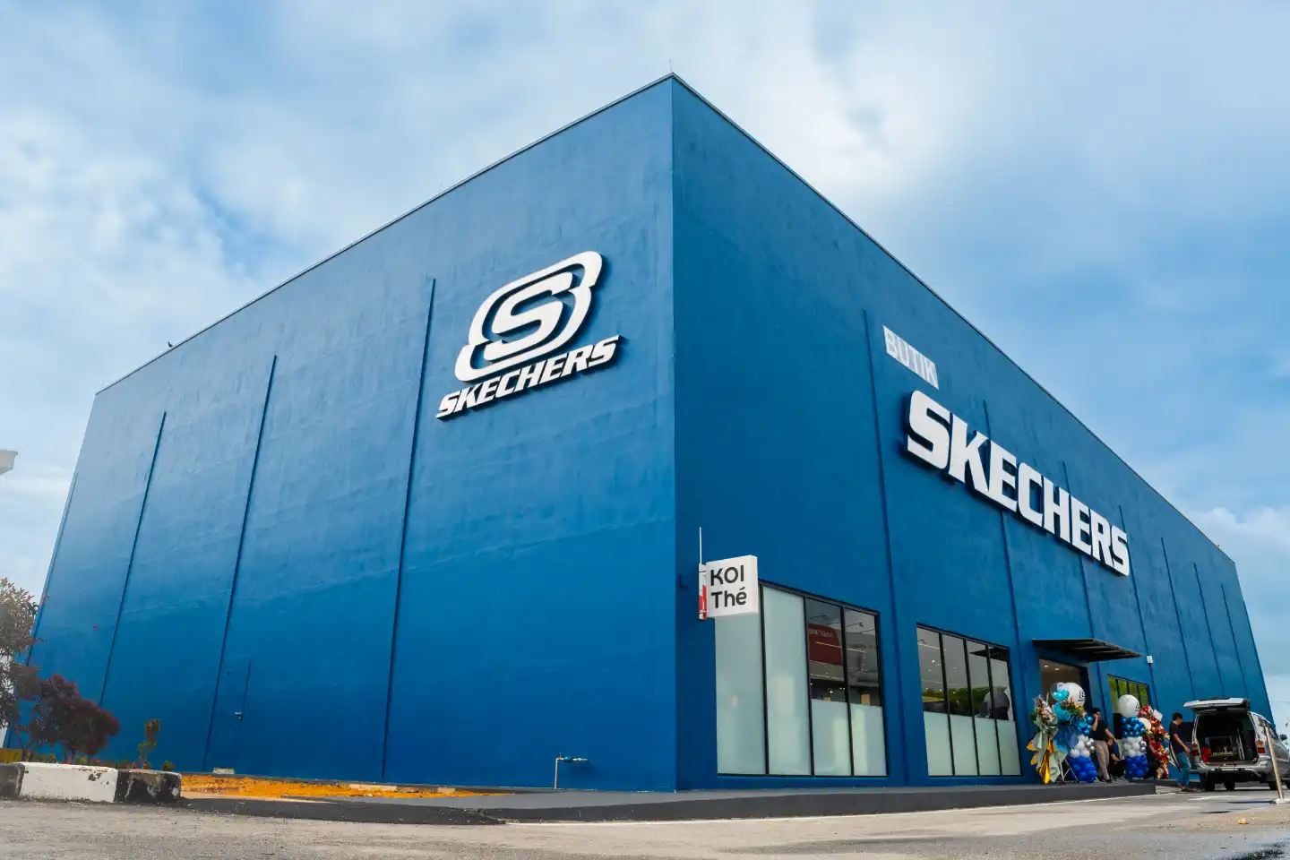SKX Tarcor Park Store Facade