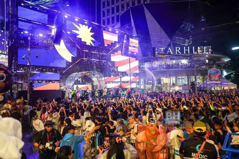 rain rave kl bukit bintang